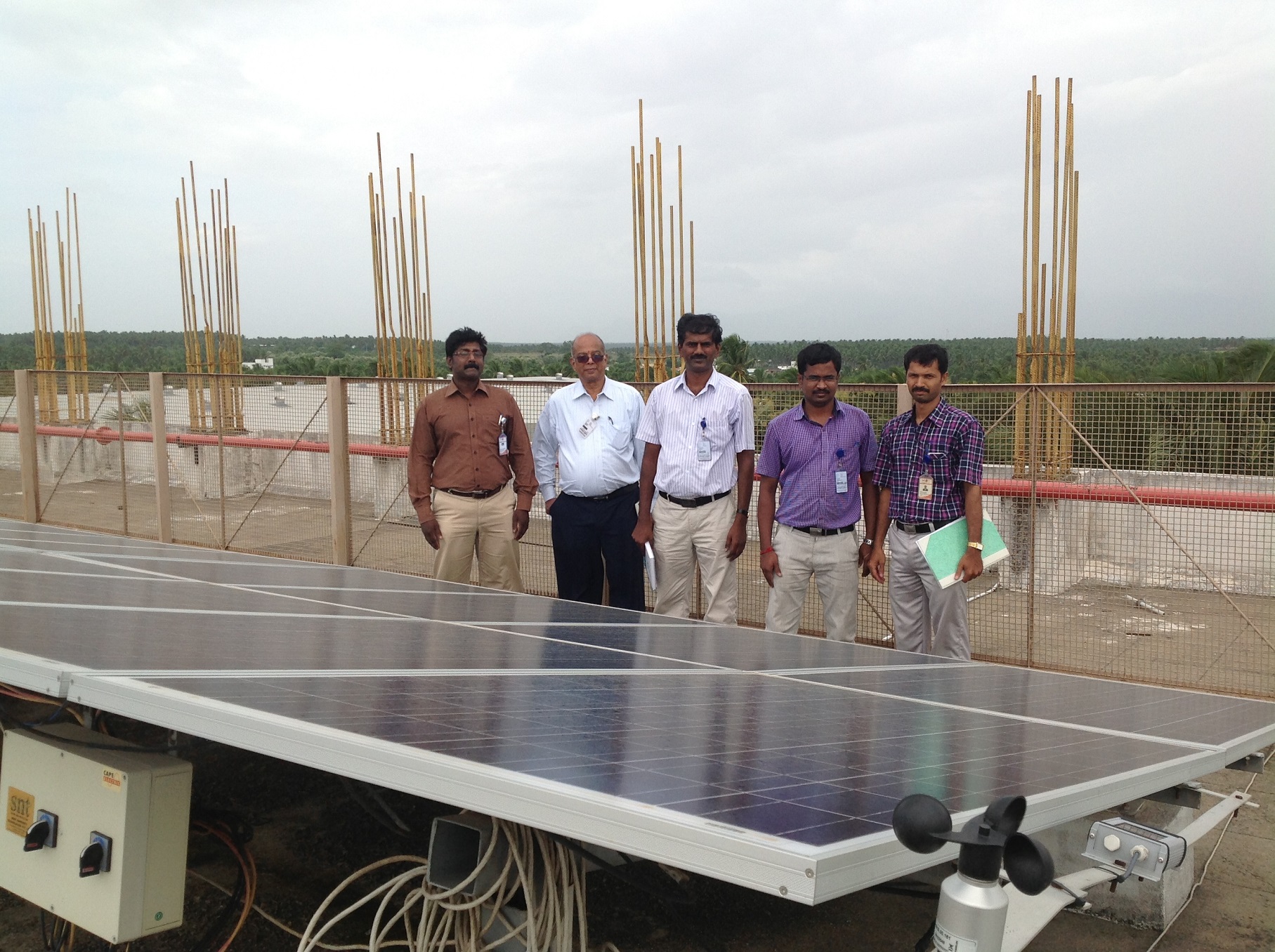 MCET-team-with-solar-panel-medium-1
